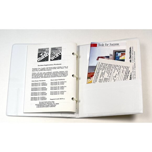 VTG 1987 Davidson MATH BLASTER PLUS Apple II CASE / INSTRUCTION BOOK ONLY - Picture 3 of 4